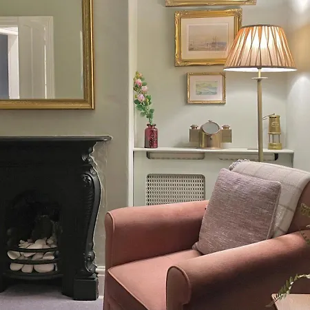 3 Bed In Oc-s113 * Scarborough